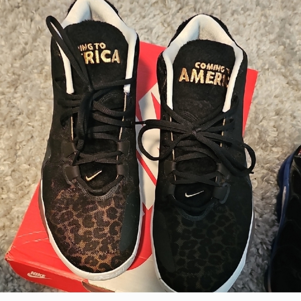 Nike Black and Gray Sneakers with Flyknit Design Coming To America